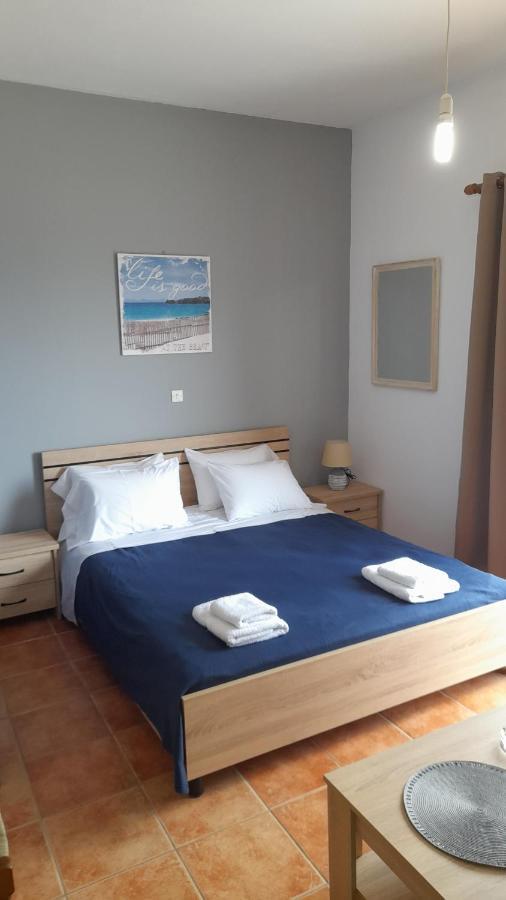 Apartamento Στούντιο Με Θέα Τη Θάλασσα Itea Exterior foto
